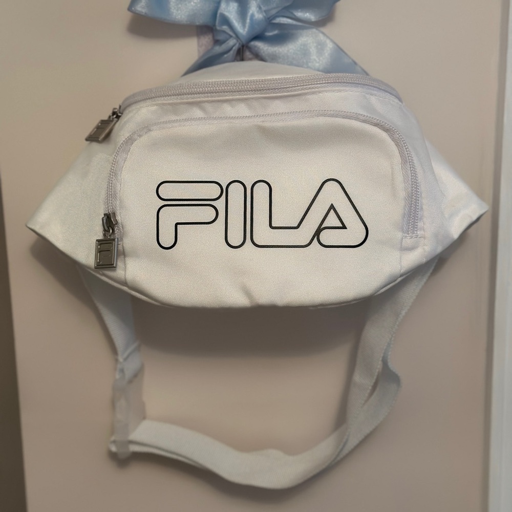 White Fila Fanny pack new without tag